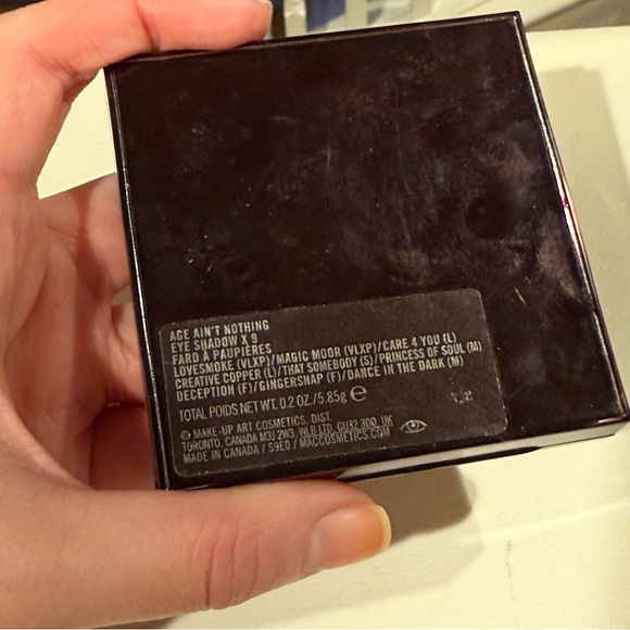 MAC Cosmetics Aaliyah Age Ain’t Nothing Eyeshadow Palette - Picture 3 of 5